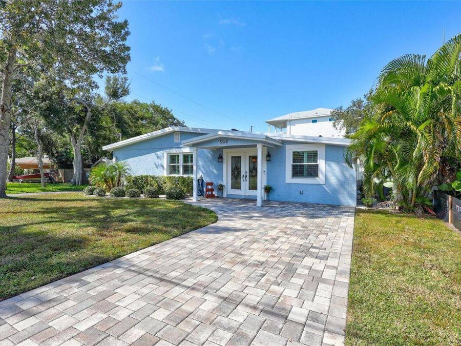 Property Image 6