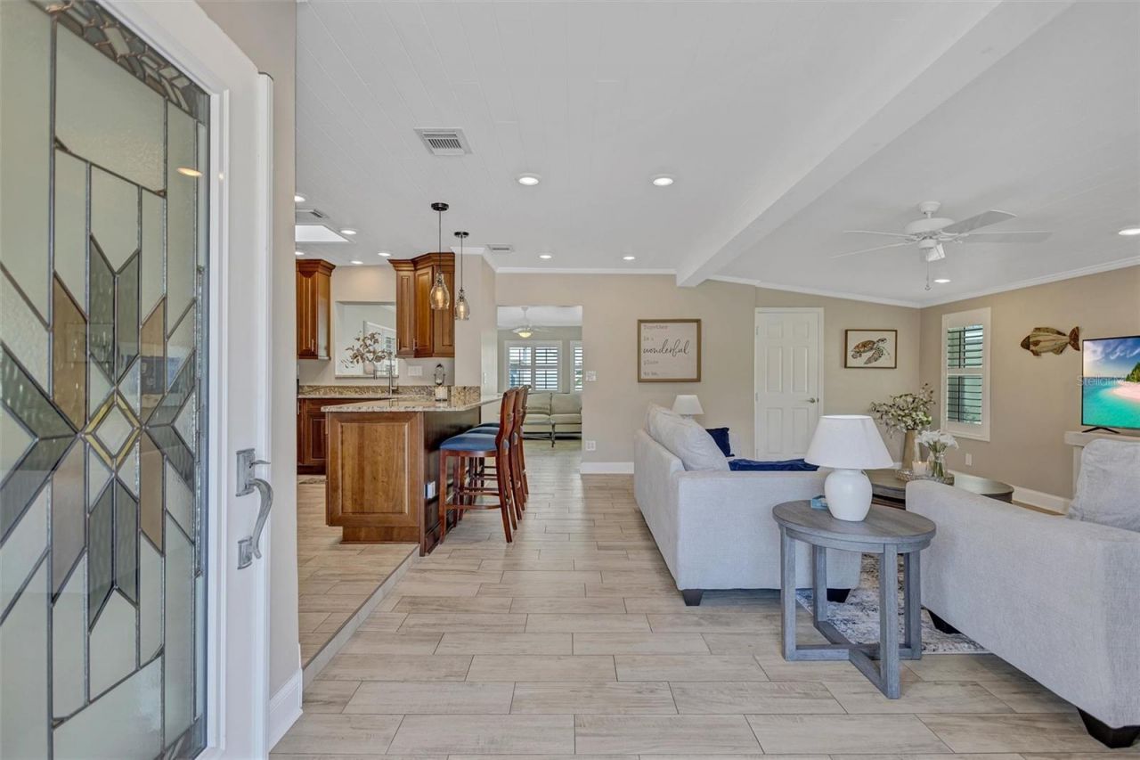 302 S Mayo Street, Crystal Beach, FL 34681 Photo