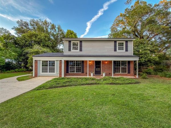 2210 WALL STREET, TALLAHASSEE, FL 32309