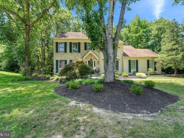 203 S ESTHER LANE, YARDLEY, PA 19067