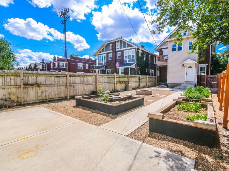 958 S Ohio Avenue, Columbus, OH 43206 Photo 5