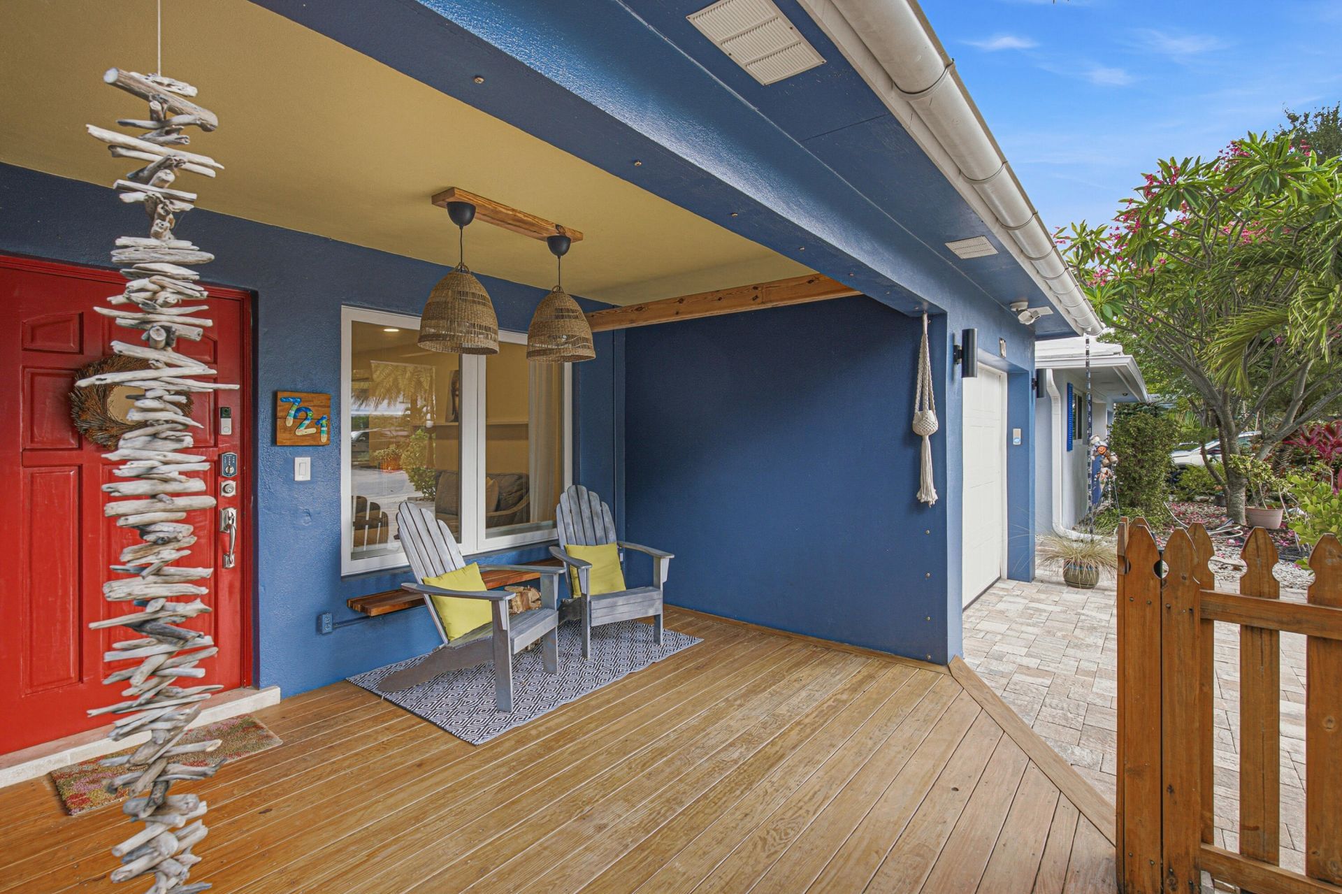 721 N Lakeside Drive, Lake Worth Beach, FL 33460 Photo