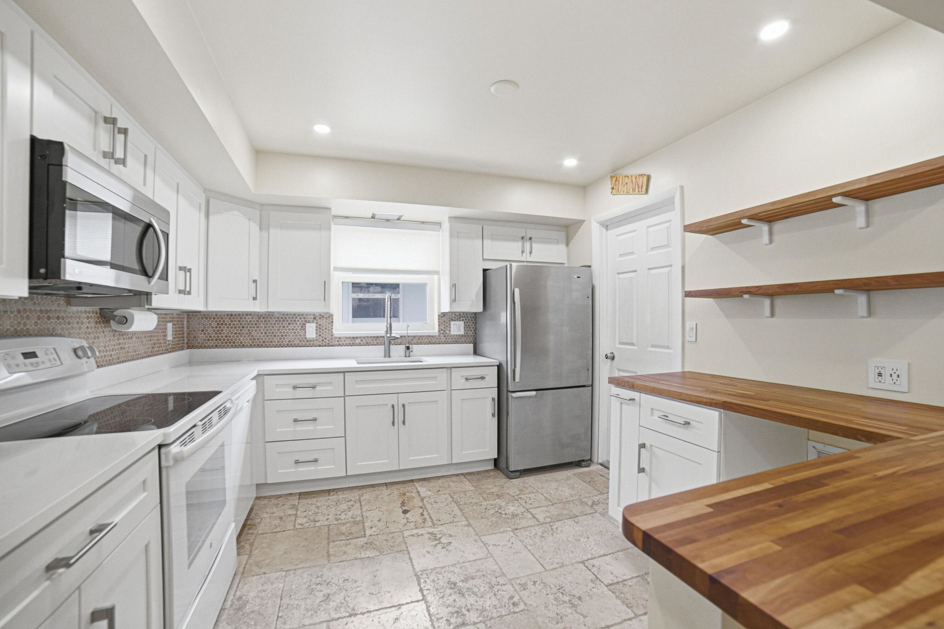 721 N Lakeside Drive, Lake Worth Beach, FL 33460 Photo