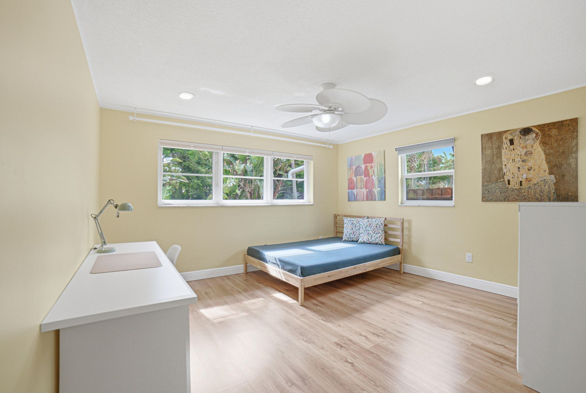 721 N Lakeside Drive, Lake Worth Beach, FL 33460 Photo