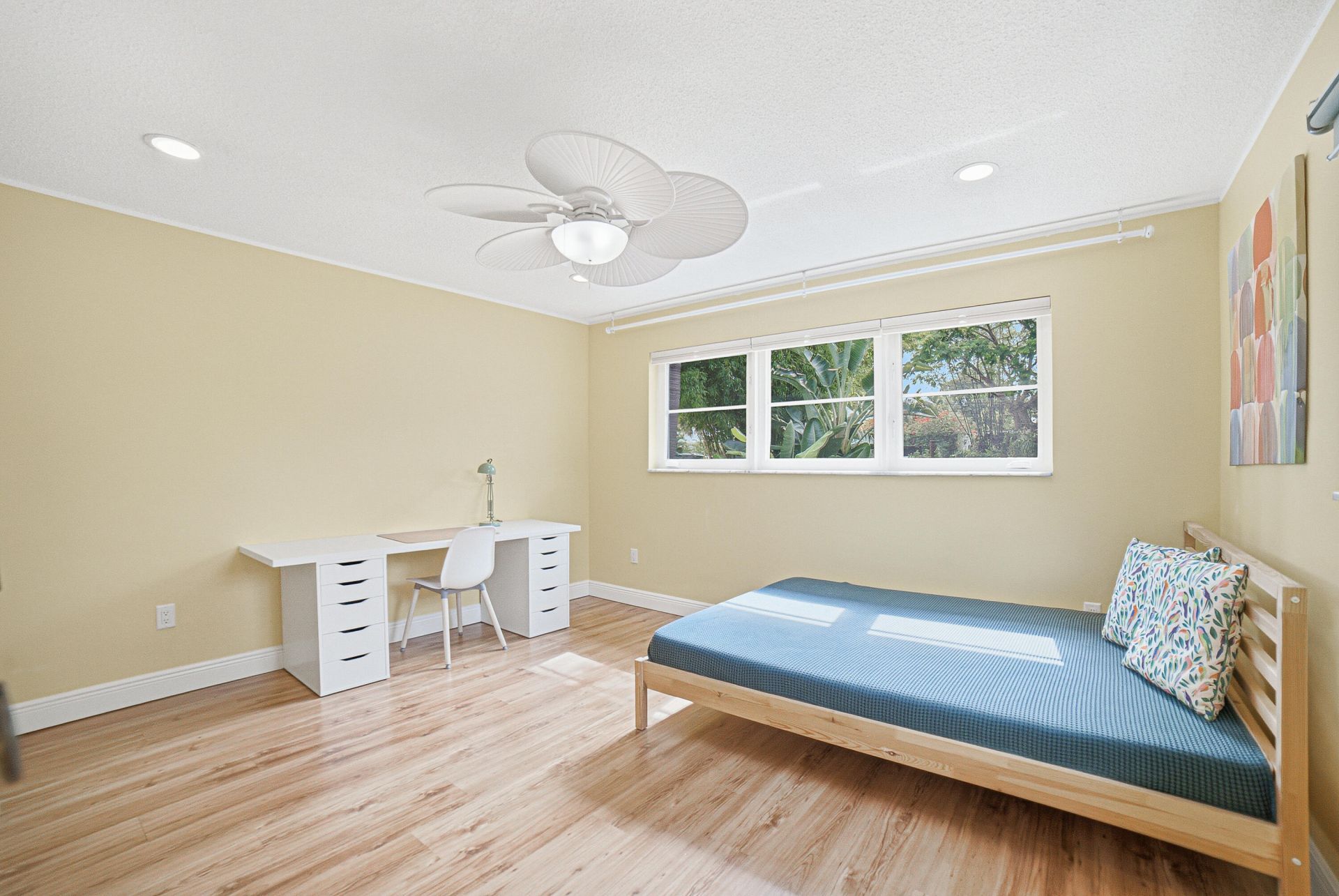 721 N Lakeside Drive, Lake Worth Beach, FL 33460 Photo