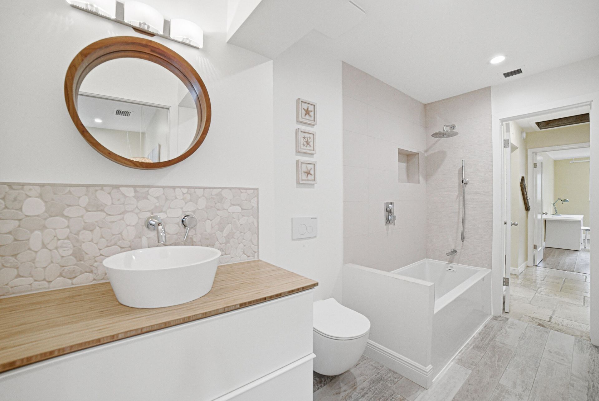 721 N Lakeside Drive, Lake Worth Beach, FL 33460 Photo