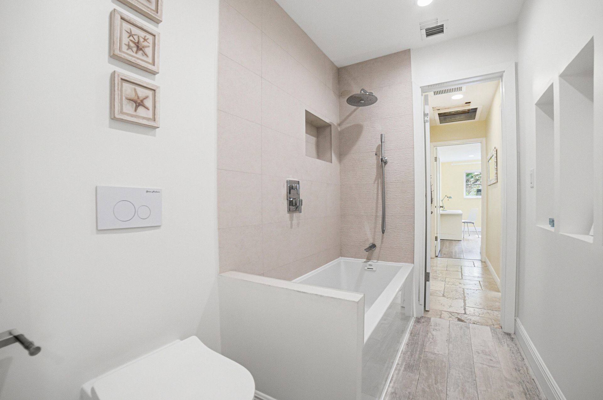 721 N Lakeside Drive, Lake Worth Beach, FL 33460 Photo
