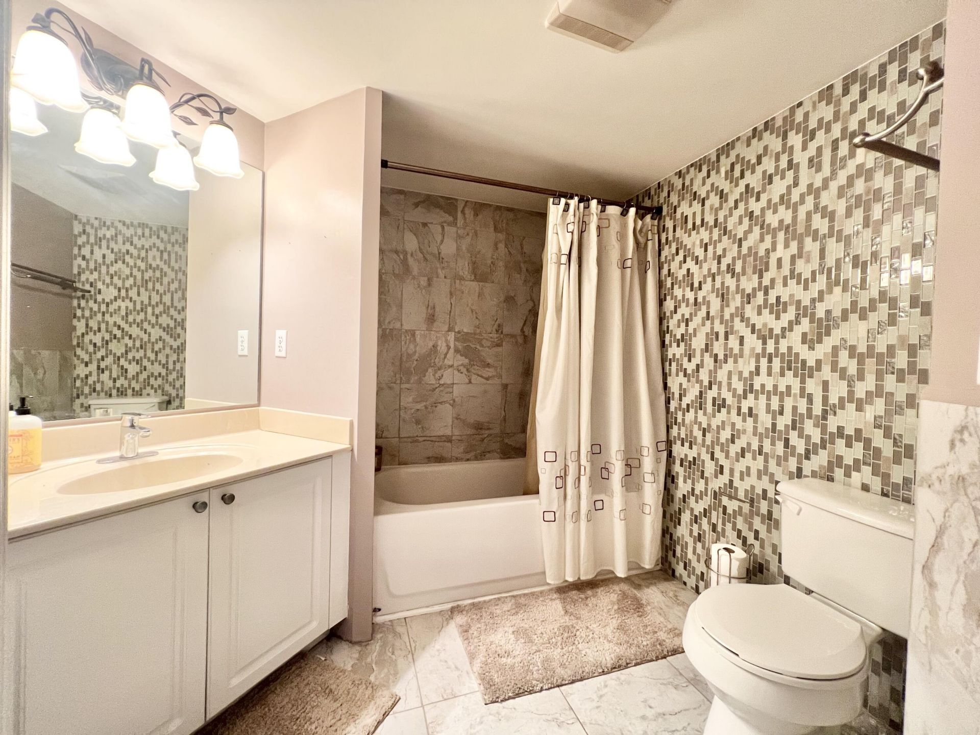 1100 Crestwood Court S, Unit 1103, Royal Palm Beach, FL 33411 Photo