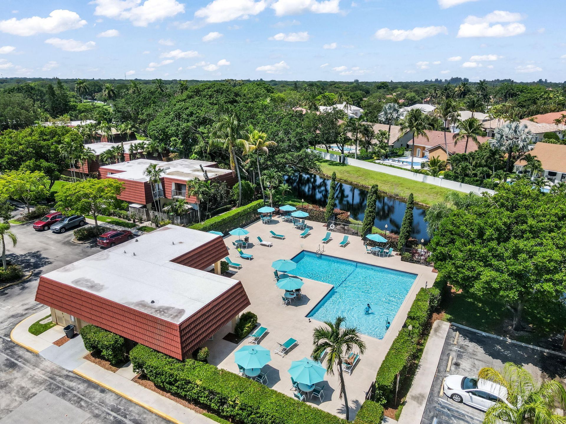 725 NW 99th Circle, Plantation, FL 33324 Photo