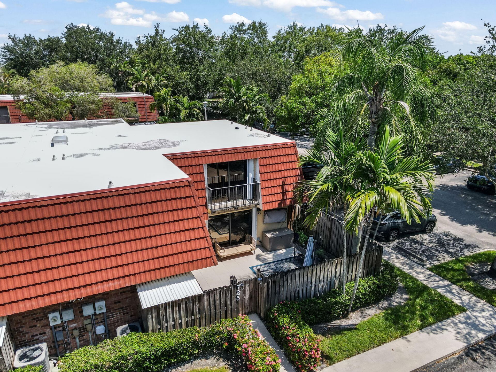 725 NW 99th Circle, Plantation, FL 33324 Photo