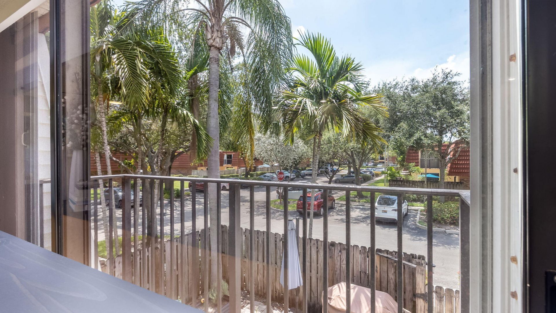 725 NW 99th Circle, Plantation, FL 33324 Photo