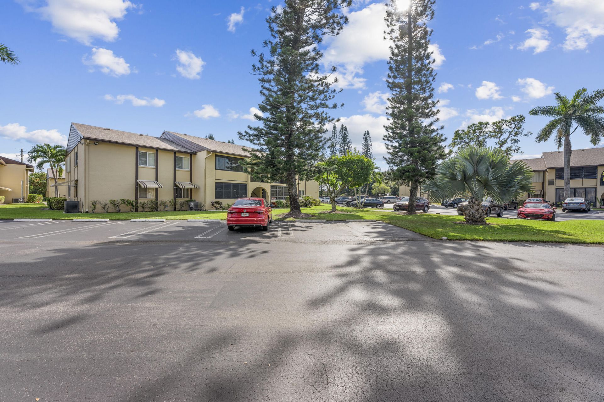 313 Pine Ridge Circle, Unit C-2, Greenacres, FL 33463 Photo
