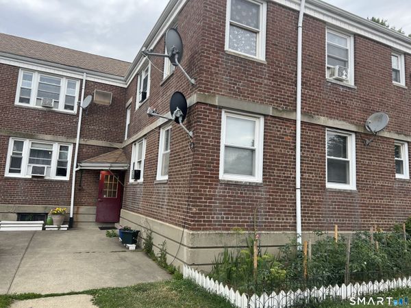 440 Success , Bld 86, Unit 15, Bridgeport, CT 06610
