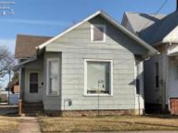 913 First Street, Sandusky, OH 44870