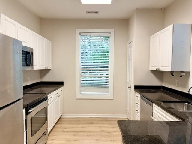 130 River Landing Drive Photo 12