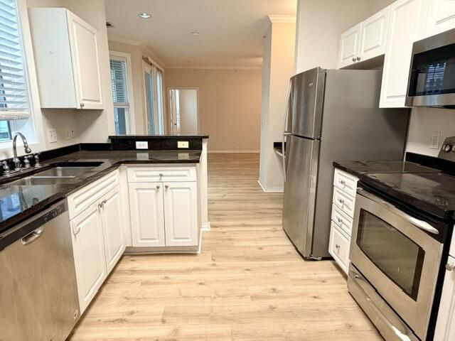 130 River Landing Drive Photo 13