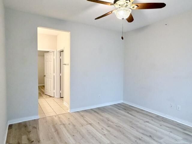 130 River Landing Drive Photo 16