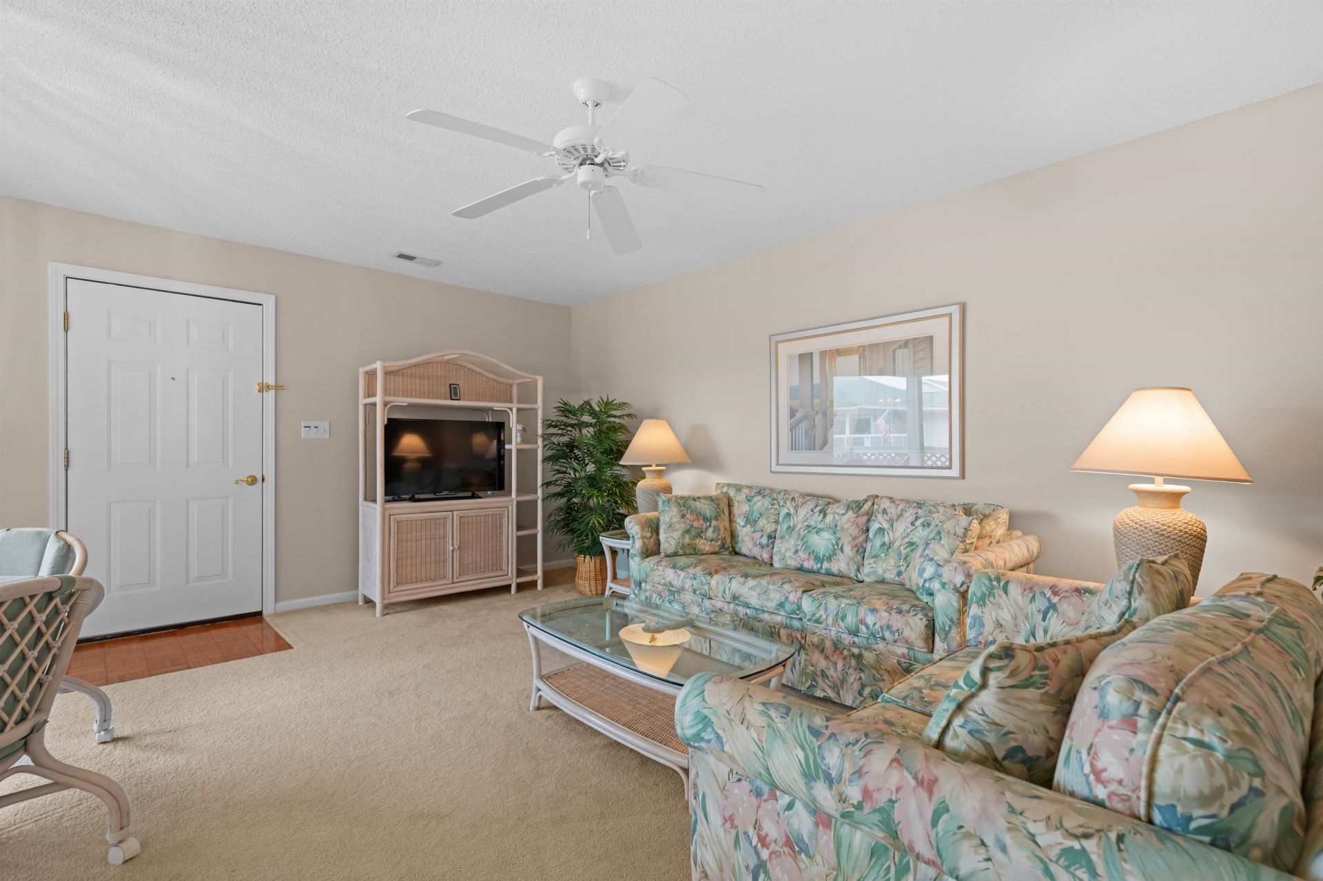 301 Shorehaven Dr. Photo 10