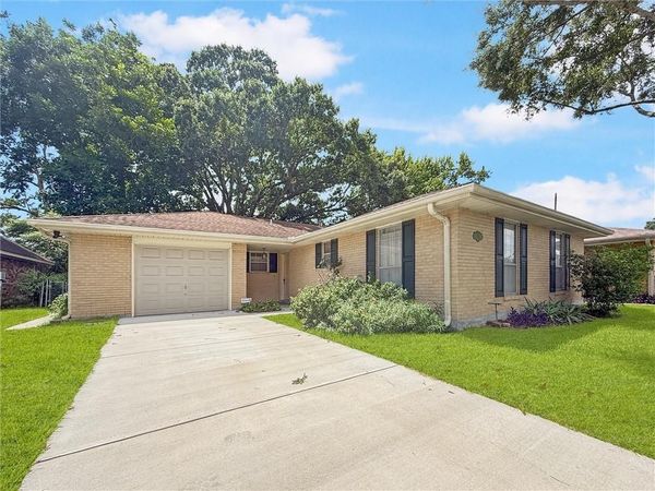 740 DEERFIELD Road, Terrytown, LA 70056