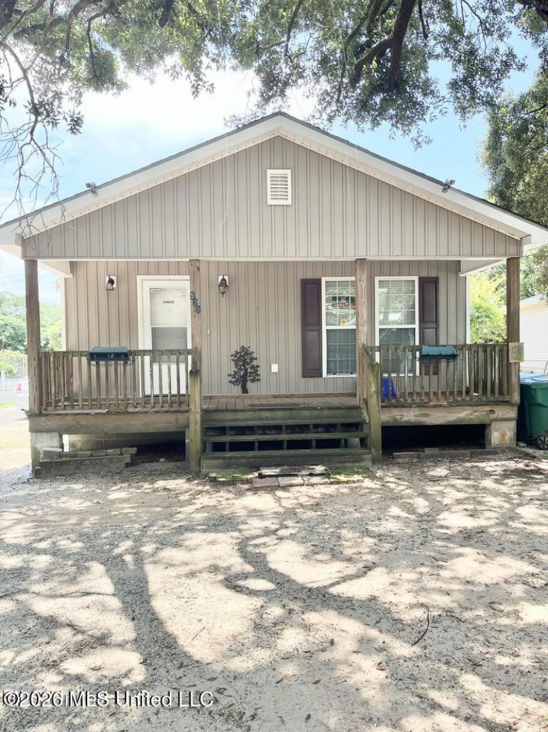 529 26th 1/2 Street, Gulfport, MS 39507 Main Photo