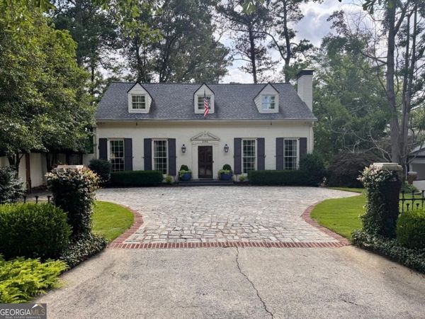 2184 Radcliffe Drive NW, Atlanta, GA 30318