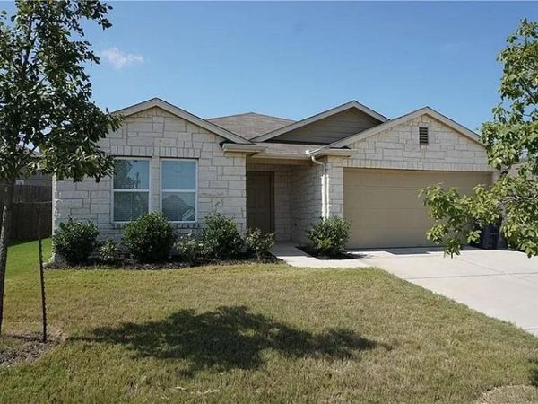 113 Leon River LOOP , Hutto, TX 78634