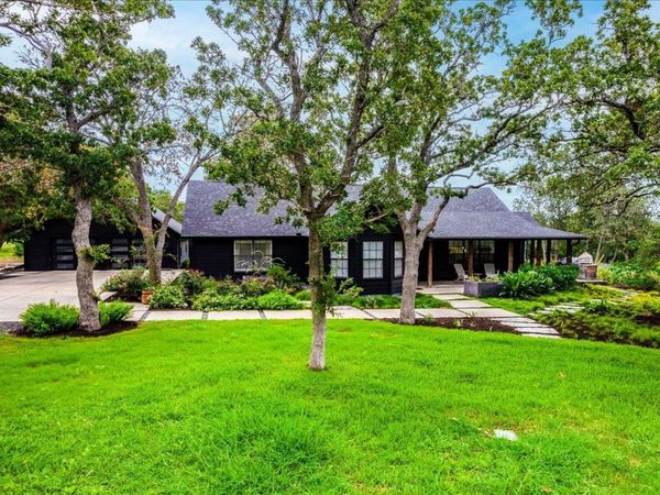 160 Shady Oaks DR , Dale, TX 78616