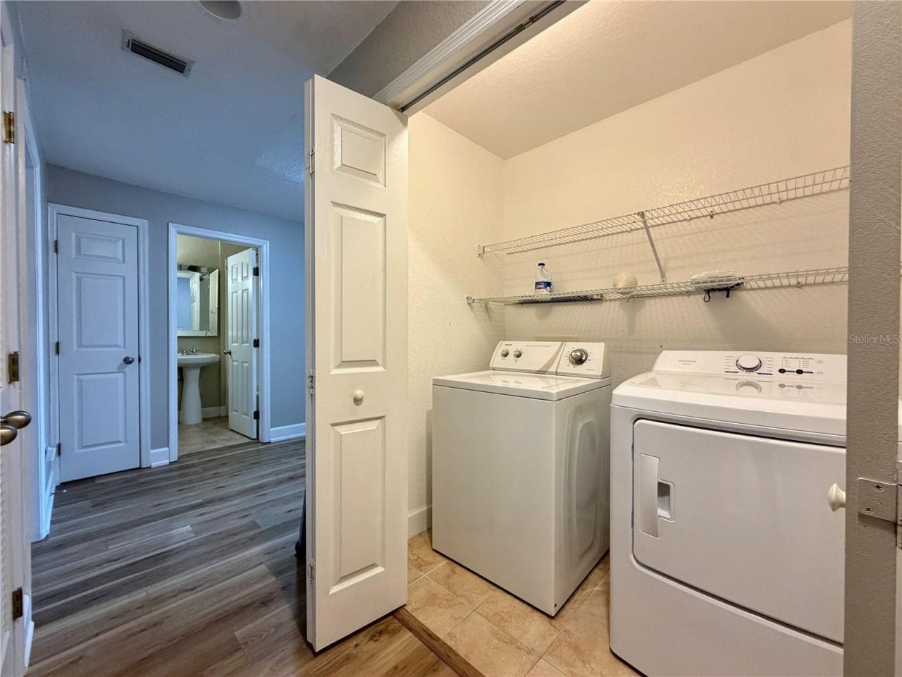 526 101st Avenue N, Saint Petersburg, FL 33702 Photo