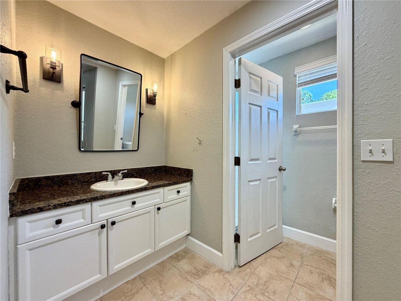 526 101st Avenue N, Saint Petersburg, FL 33702 Photo