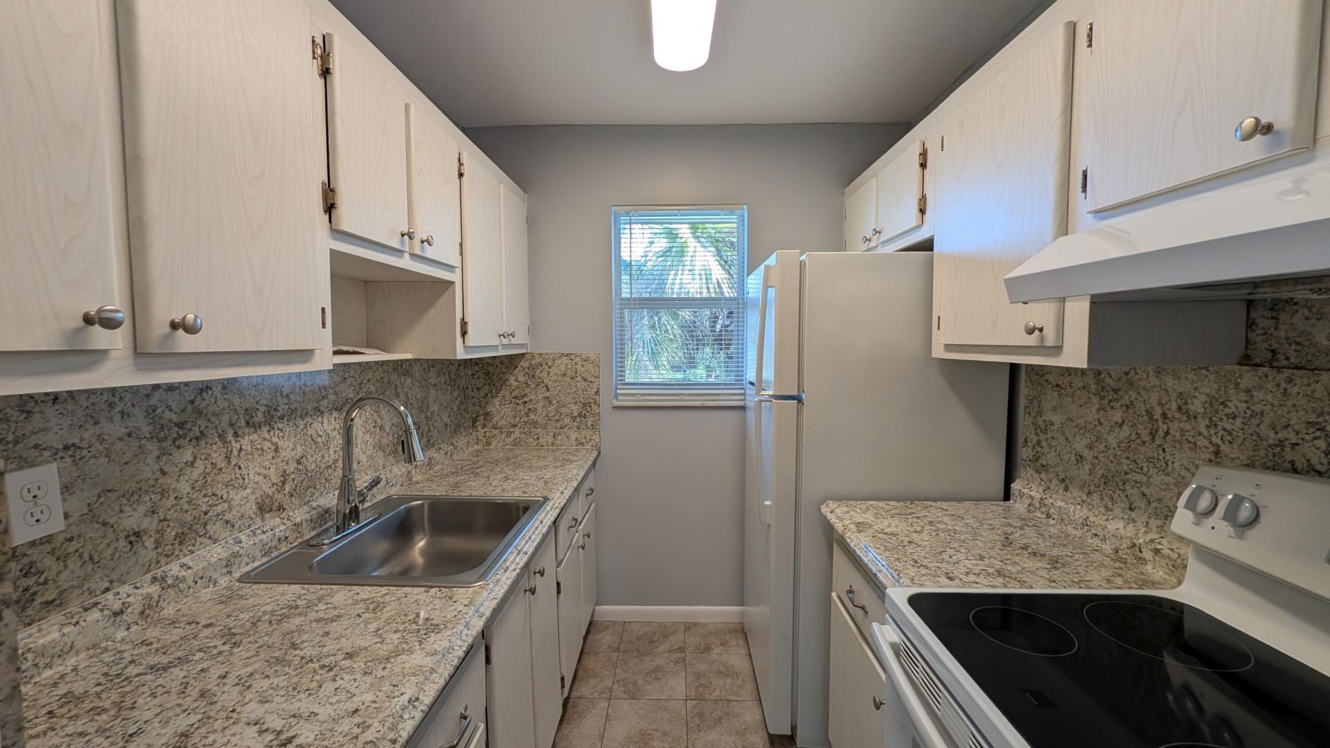 2301 SE 4th Street, Unit 12, Boynton Beach, FL 33435 Photo