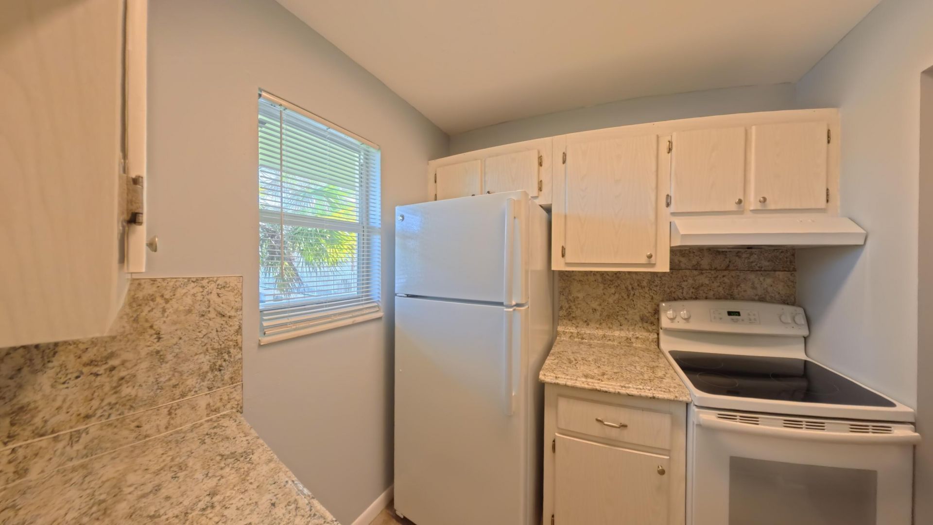 2301 SE 4th Street, Unit 12, Boynton Beach, FL 33435 Photo