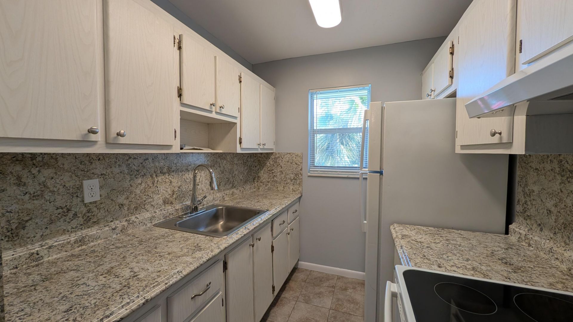 2301 SE 4th Street, Unit 12, Boynton Beach, FL 33435 Photo