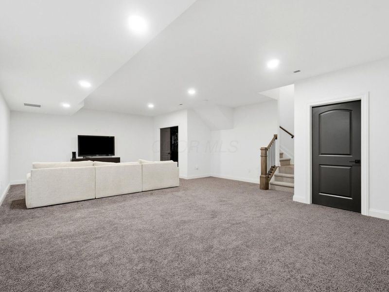 5565 Evans Farm Drive, Lewis Center, OH 43035 Photo 97