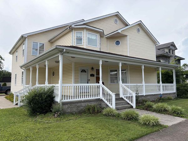 389 W 1st Street, Ceredo, WV 25507