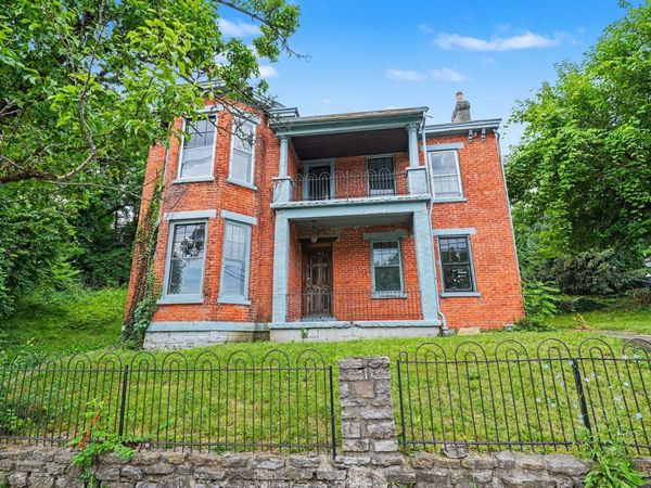 831 Highway Avenue, Covington, KY 41011