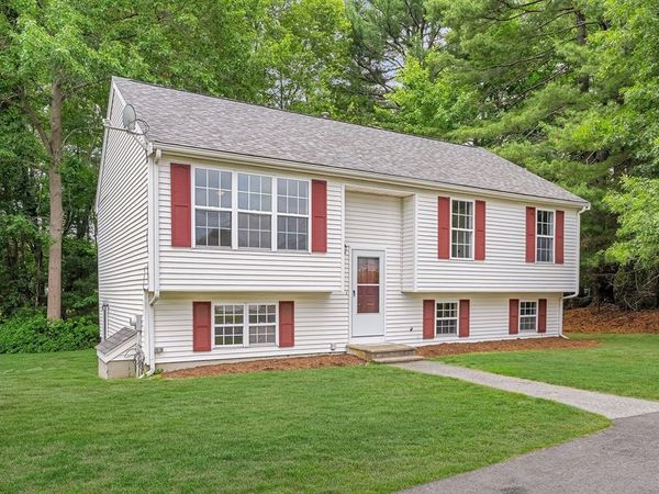 1020 Somerset Avenue, Unit 15, Dighton, MA 02764