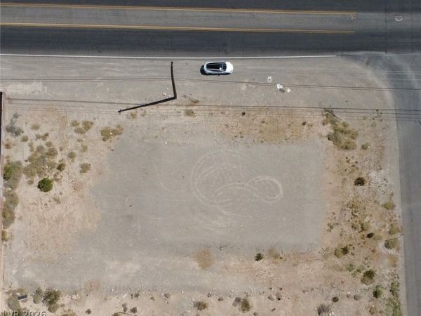 6010 Moonlight Drive , Las Vegas, NV 89130