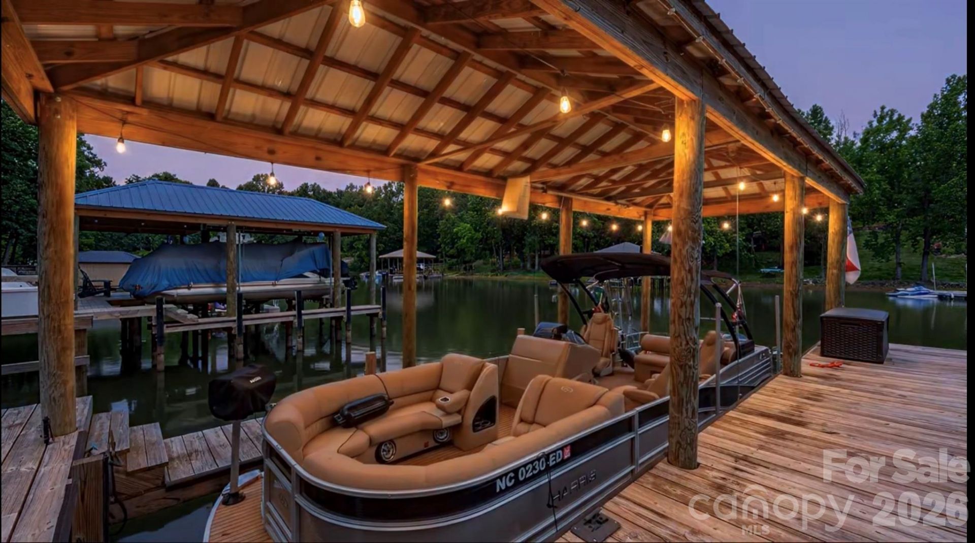 6236 River Cabin Lane, Charlotte, NC 28278 Main Photo