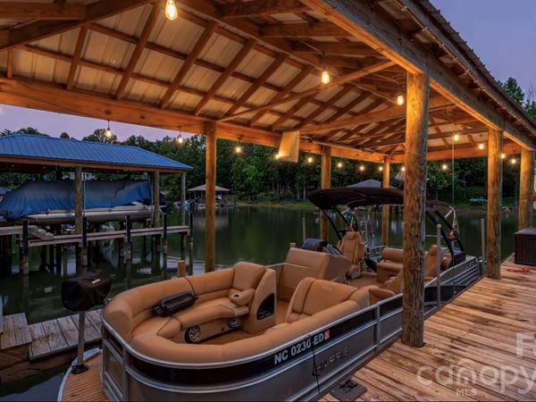 6236 River Cabin Lane, Charlotte, NC 28278