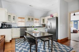 162 Spring Street photo 4