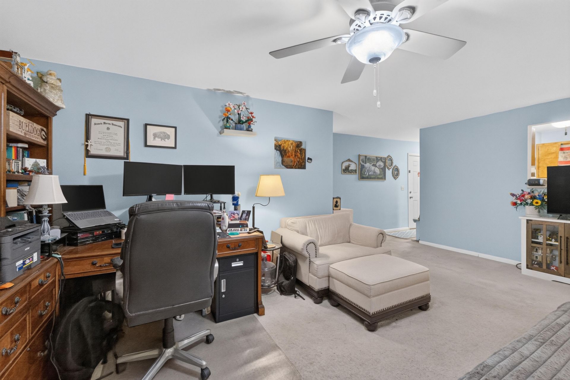 401 Greenmeadow Drive Photo 13