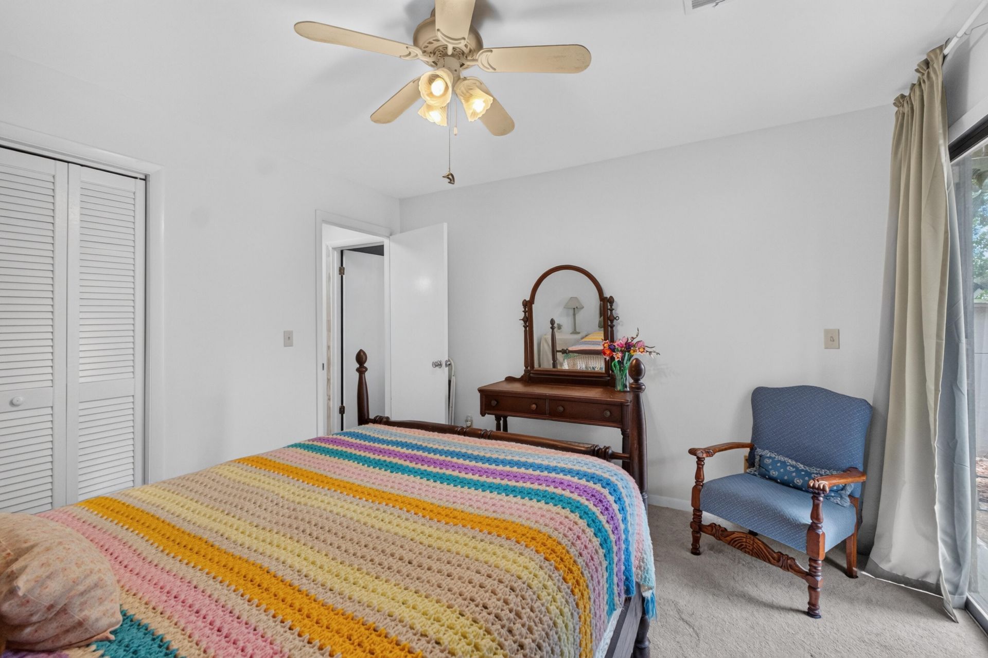 401 Greenmeadow Drive Photo 22