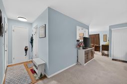 401 Greenmeadow Drive photo 4