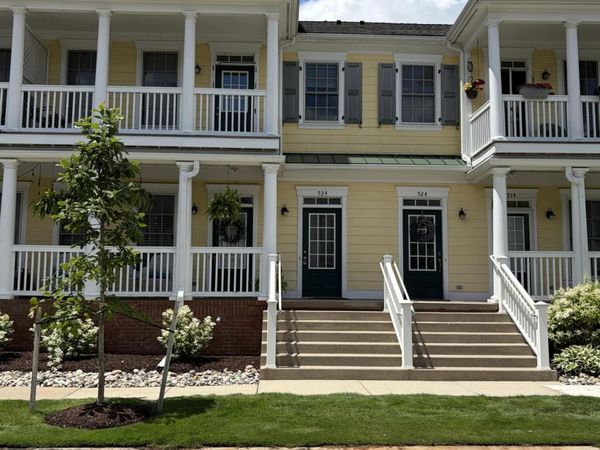 534 Constitution Street, Unit 42, Canton, MI 48187