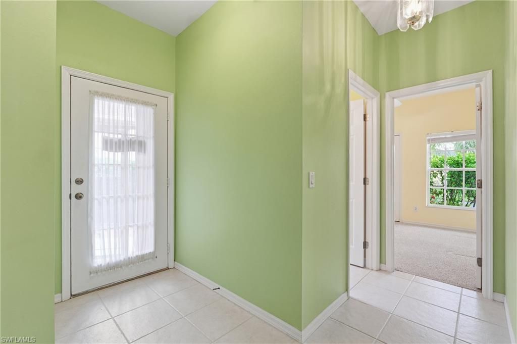 10727 Maui Cir, Estero, FL 33928 Photo