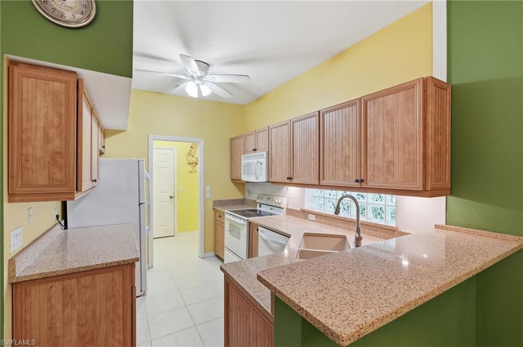 10727 Maui Cir, Estero, FL 33928 Photo