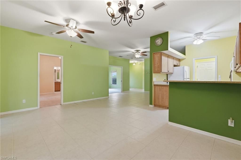 10727 Maui Cir, Estero, FL 33928 Photo