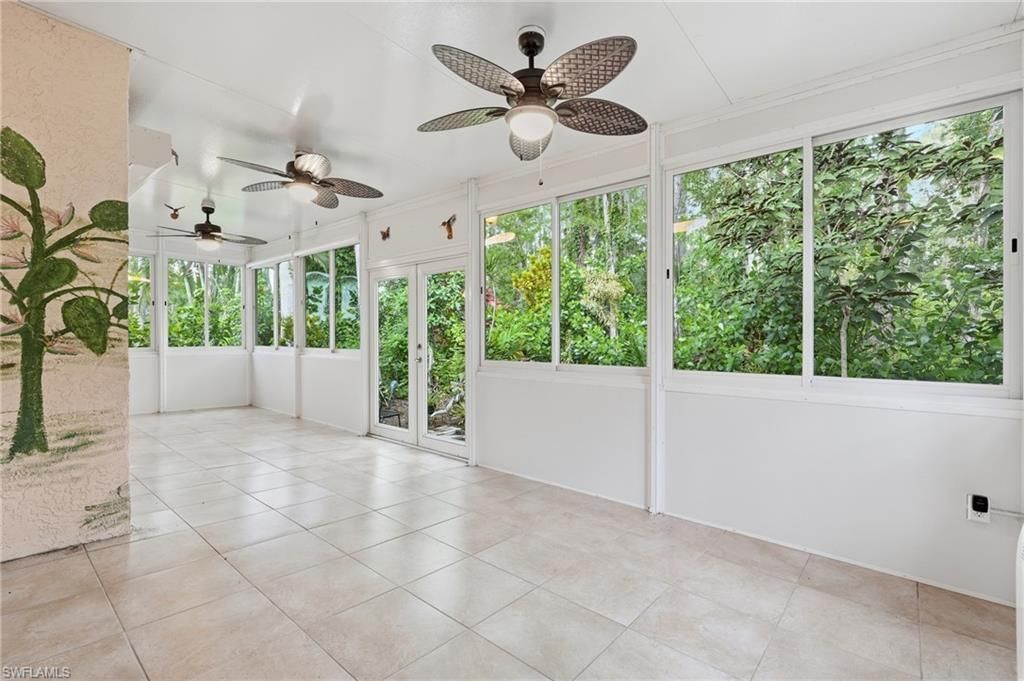 10727 Maui Cir, Estero, FL 33928 Photo