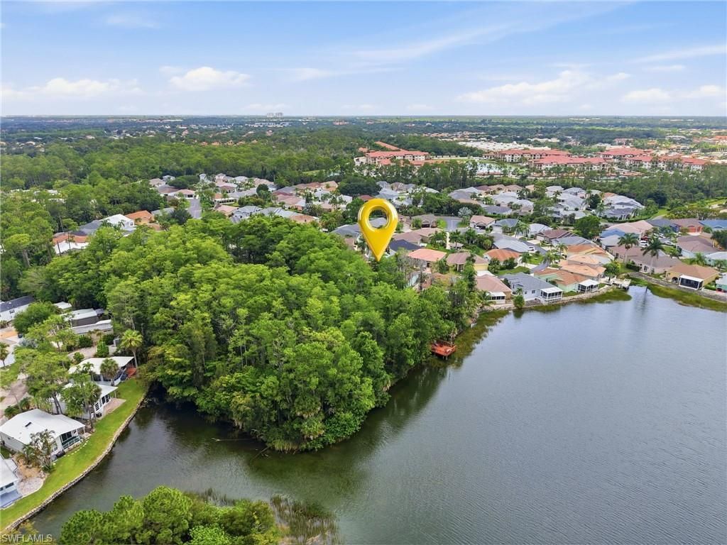 10727 Maui Cir, Estero, FL 33928 Photo