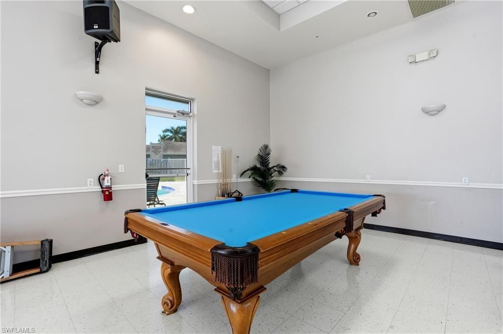 10727 Maui Cir, Estero, FL 33928 Photo